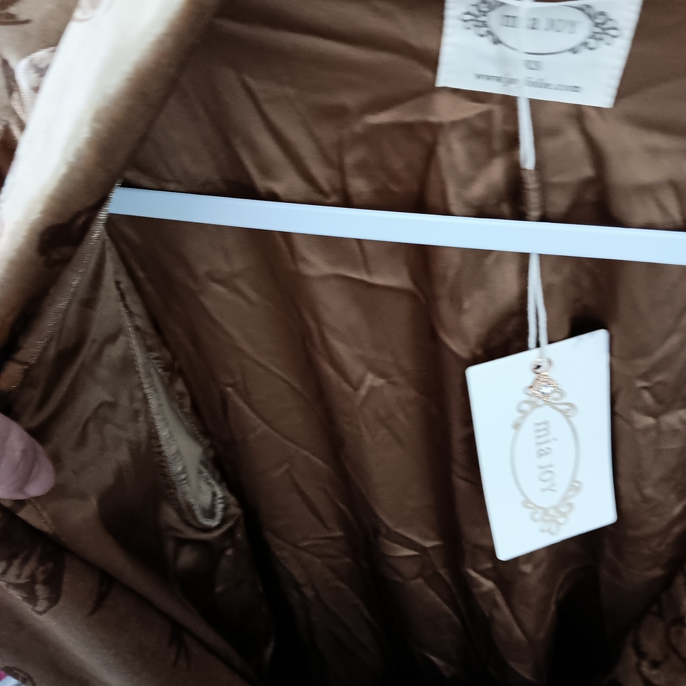 Joyfolie Mia Joy Gold Velvet Jacket - Picture 4 of 4
